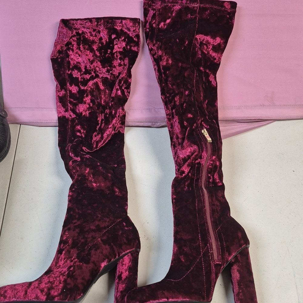 FRH Murray 5.5 Burgundy Thigh High Boot - New